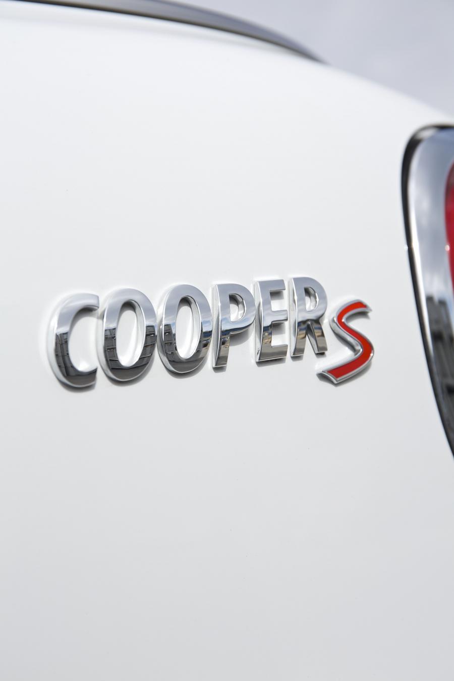  Mini Paceman Cooper S 2013 года  (UK) (фото 122 из 177)
